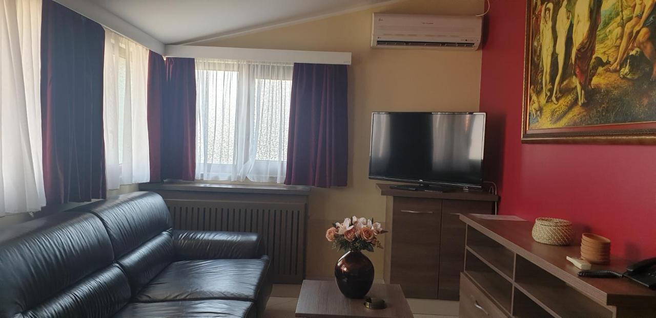 Apartmani Dama Новий Сад Екстер'єр фото